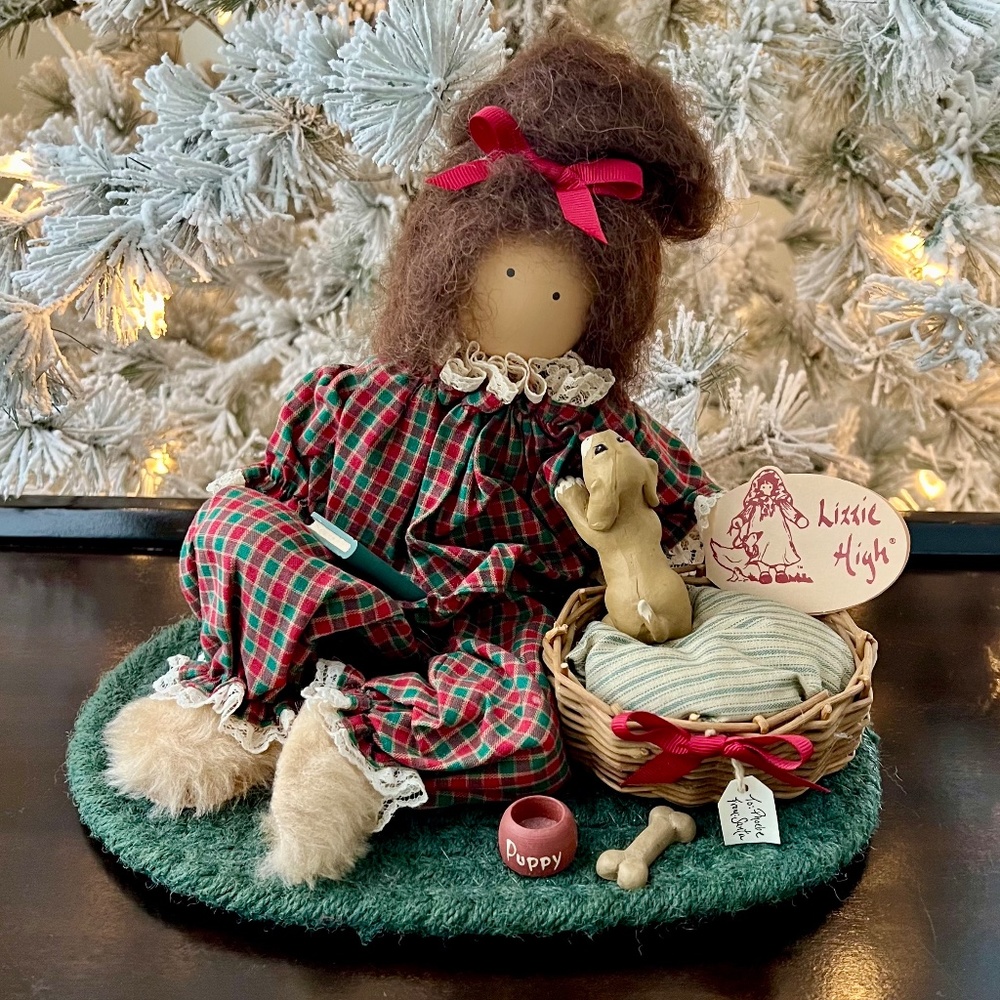 🎄Limited 2nd Edition "Christmas Morning" - Lizzie High Collectibles🎄
